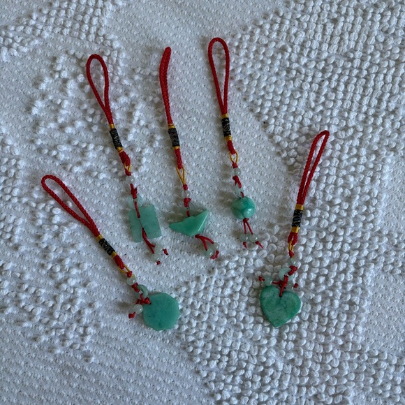 Set‎ of 5 beaded charms - Picture 1 of 5